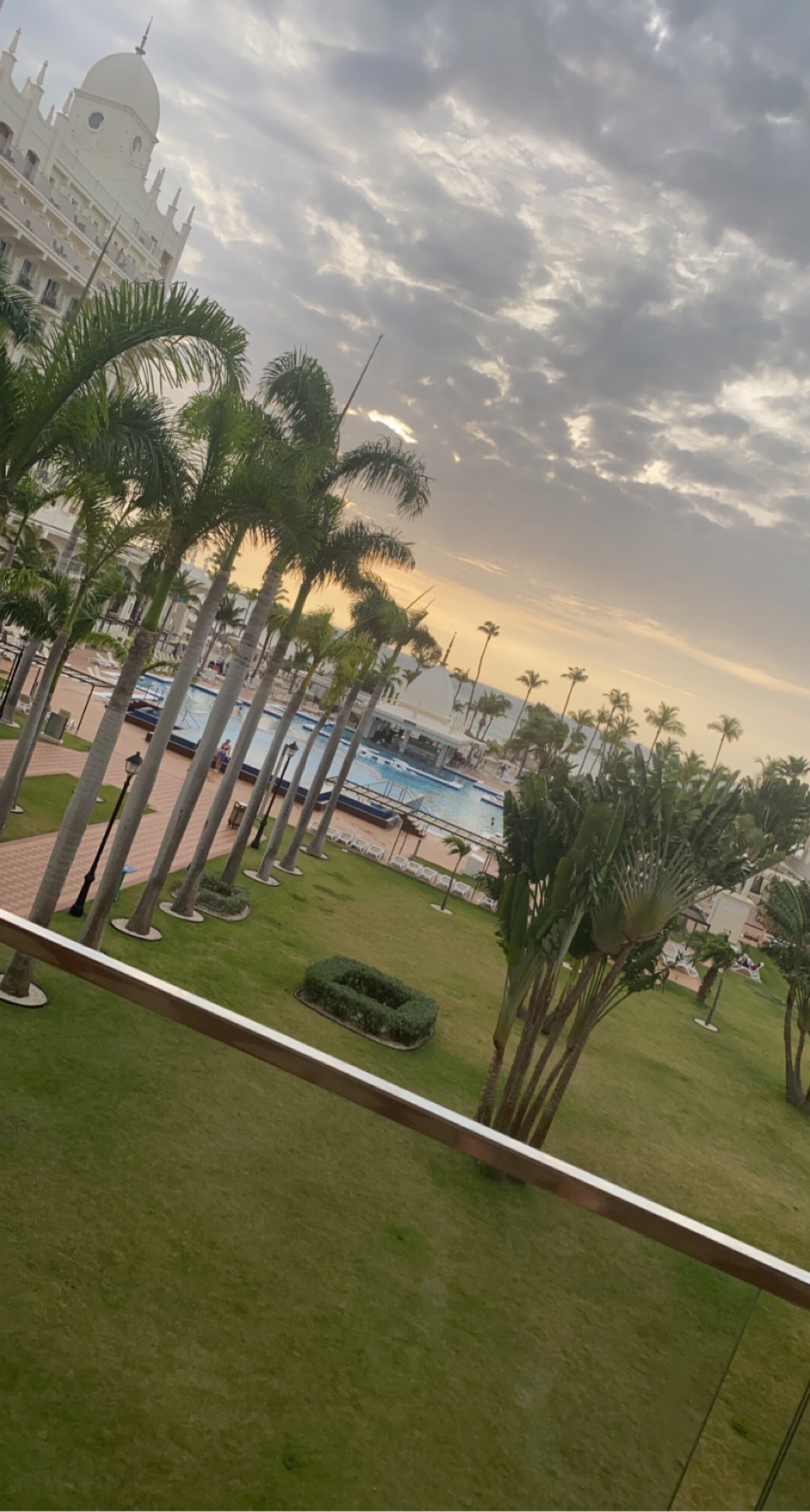 CreamyAustin OnlyFans header