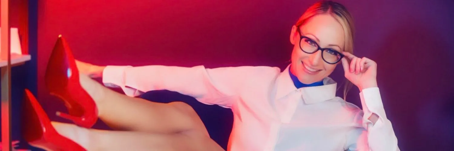 Crystal Clark OnlyFans header