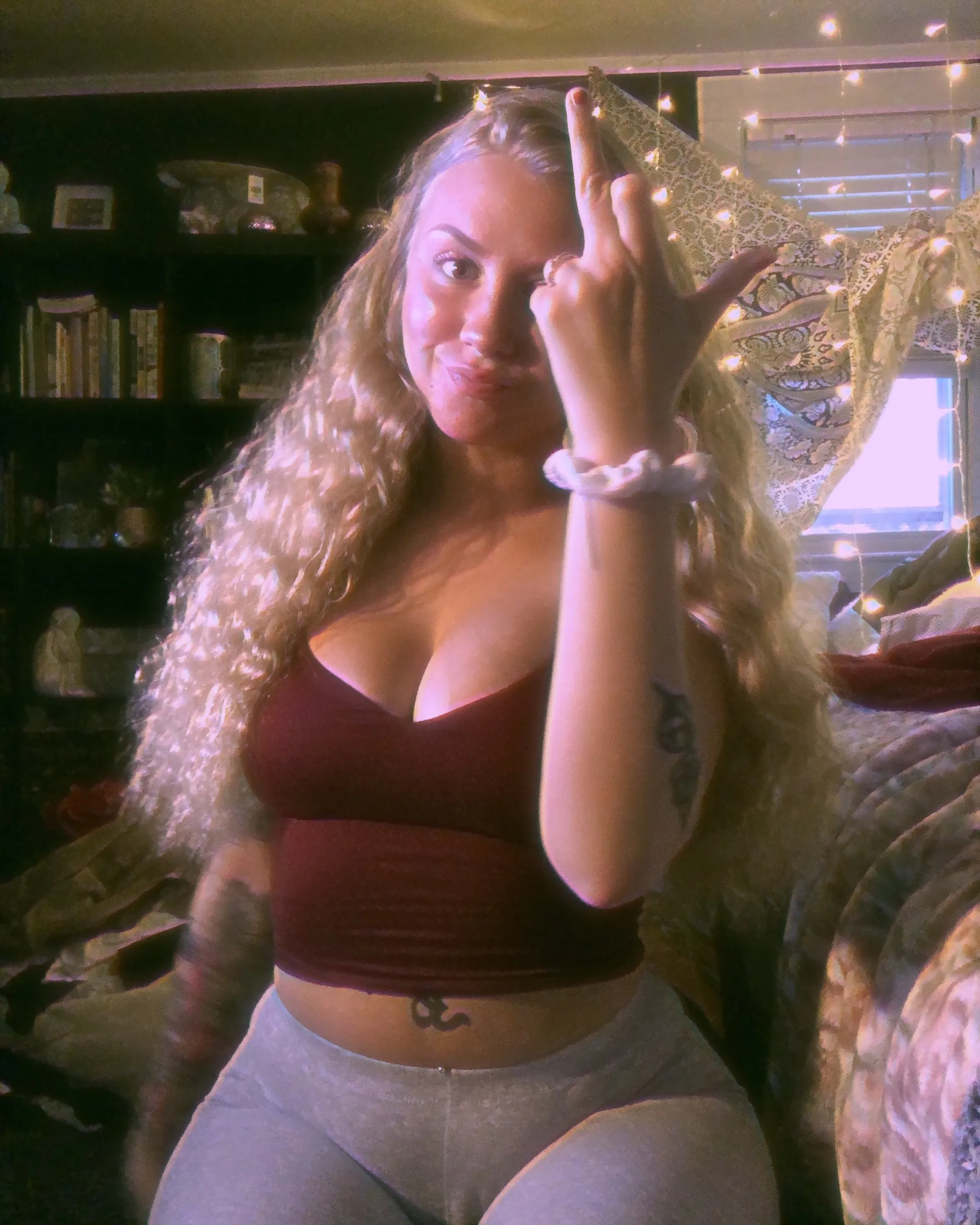 Valentine 🍒🧝🏼‍♀️✨ OnlyFans header