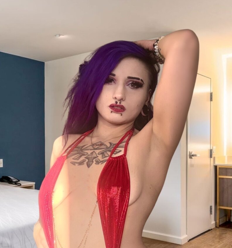 Crystalwolf OnlyFans