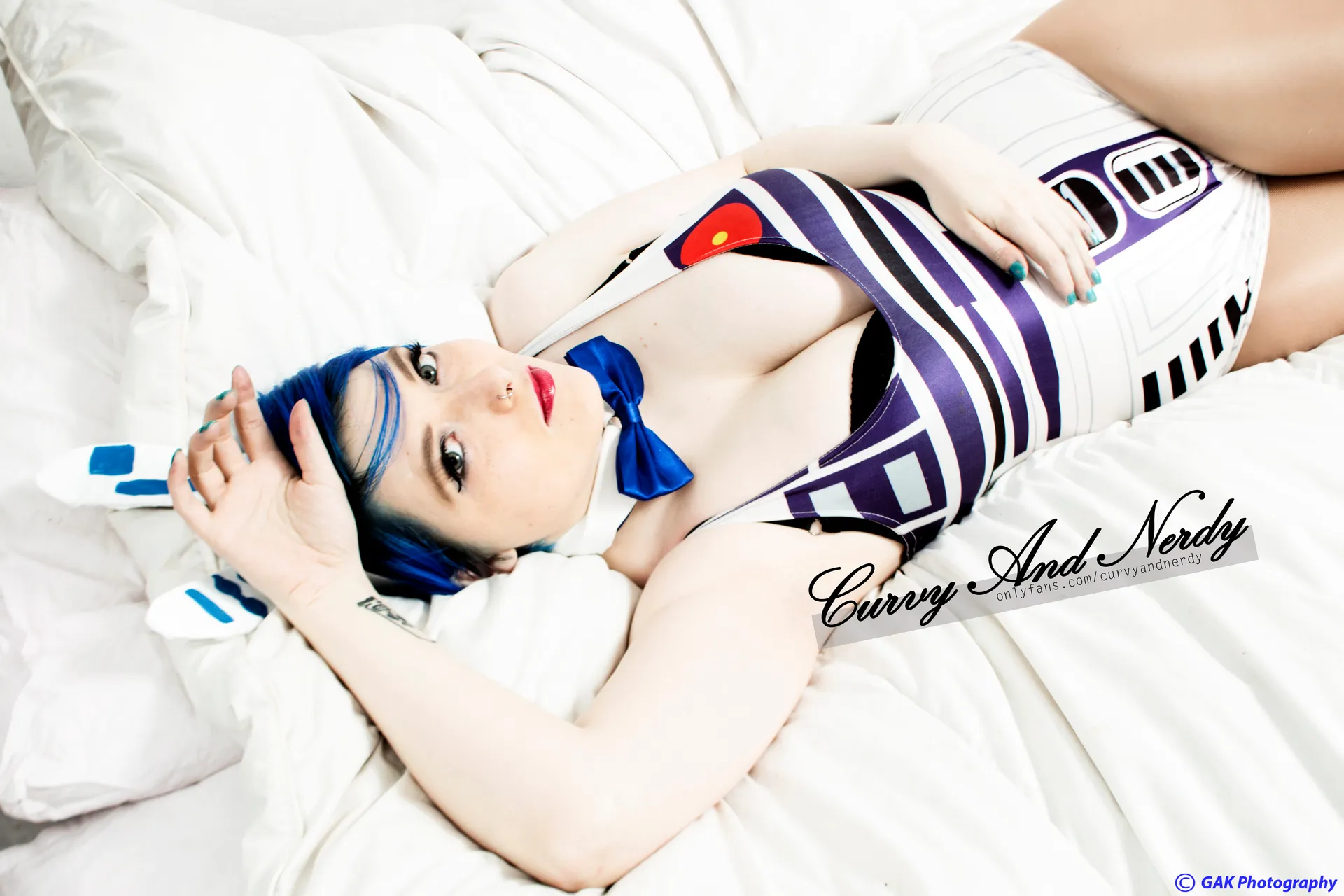 Ivy (Curvy&amp;Nerdy) OnlyFans header