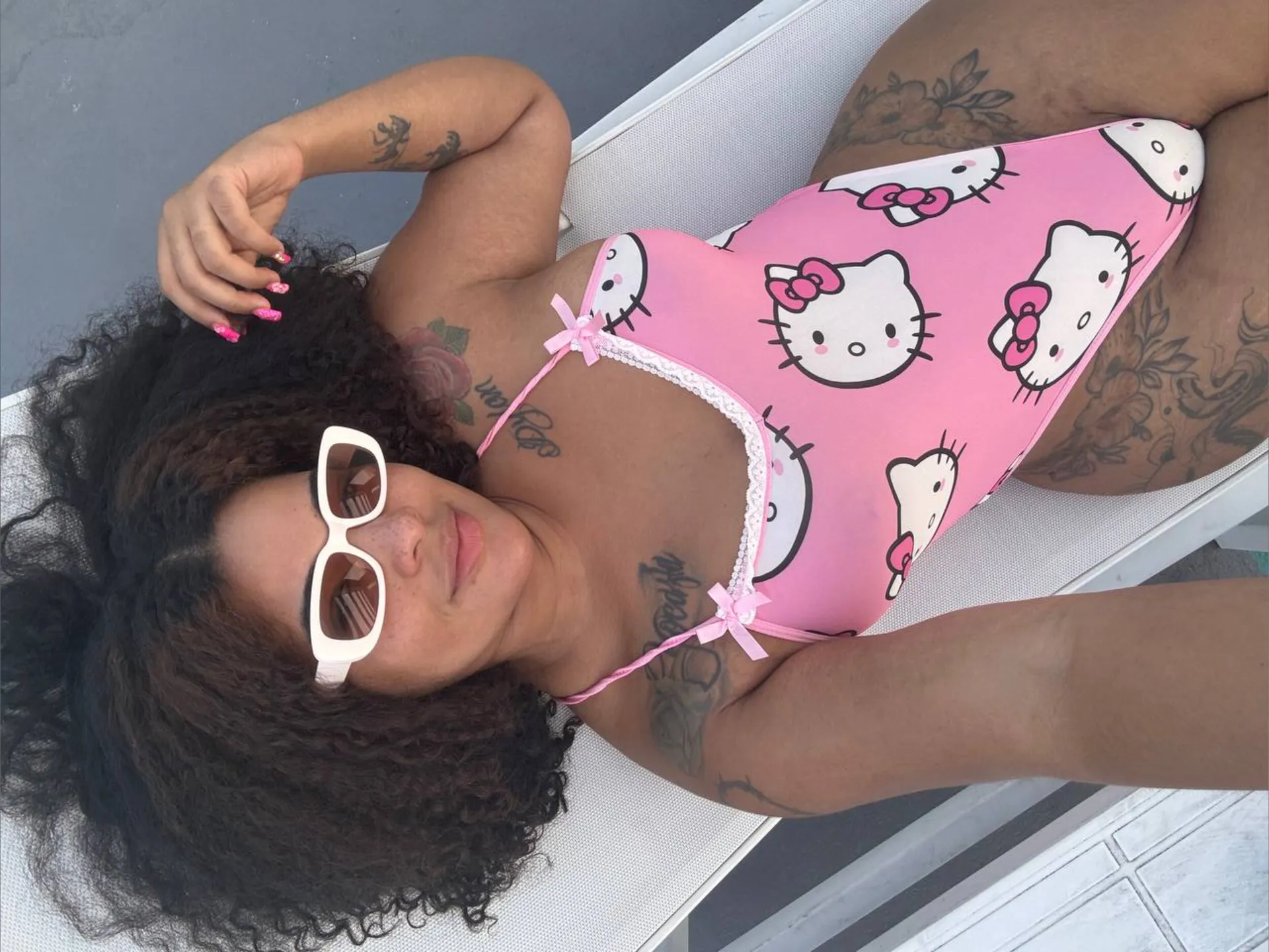 HUGEST PUSSY ON HERE 🥵🔥 OnlyFans header