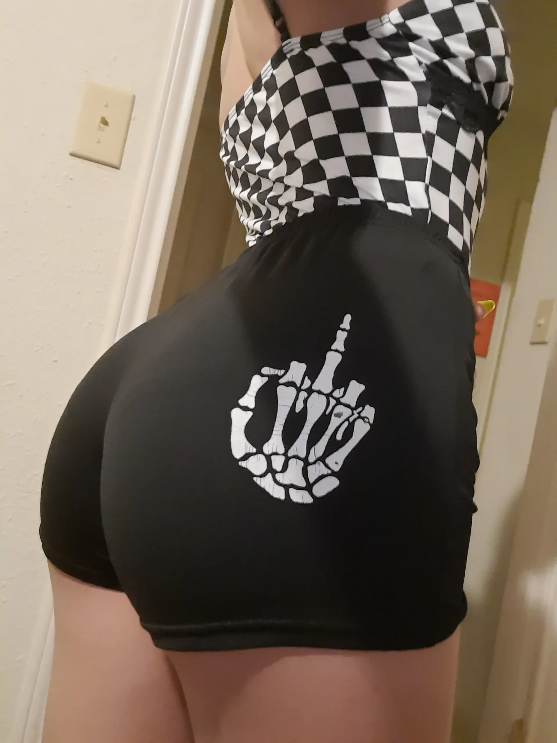 Mila OnlyFans header