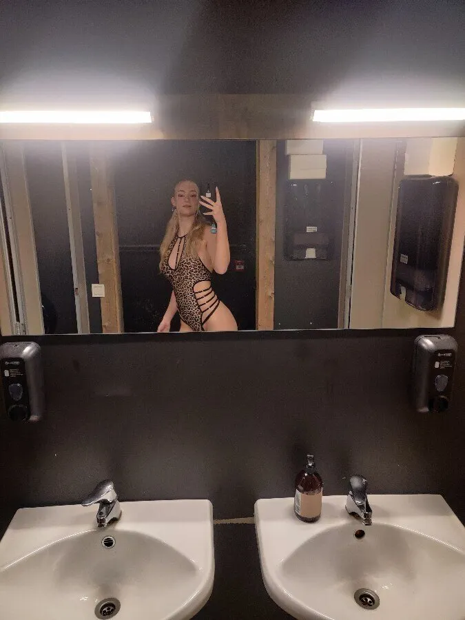 Jade OnlyFans header