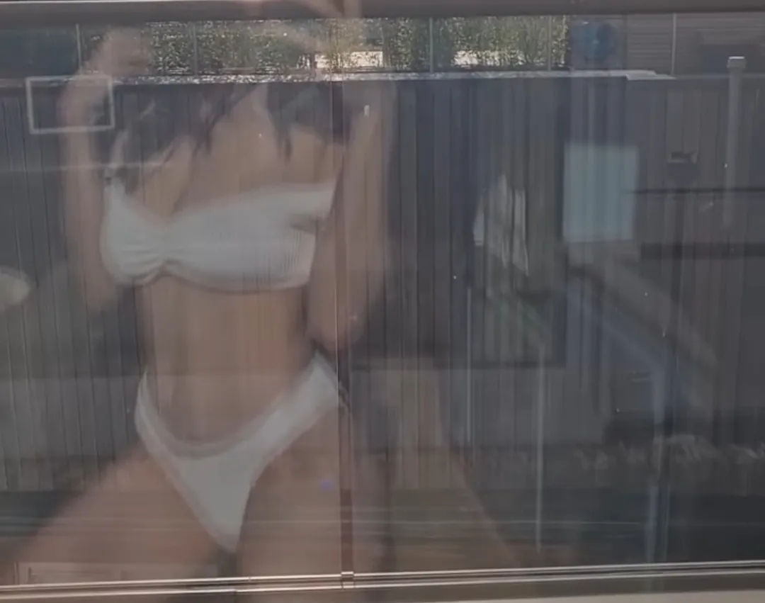 Danielle Sharp OnlyFans header