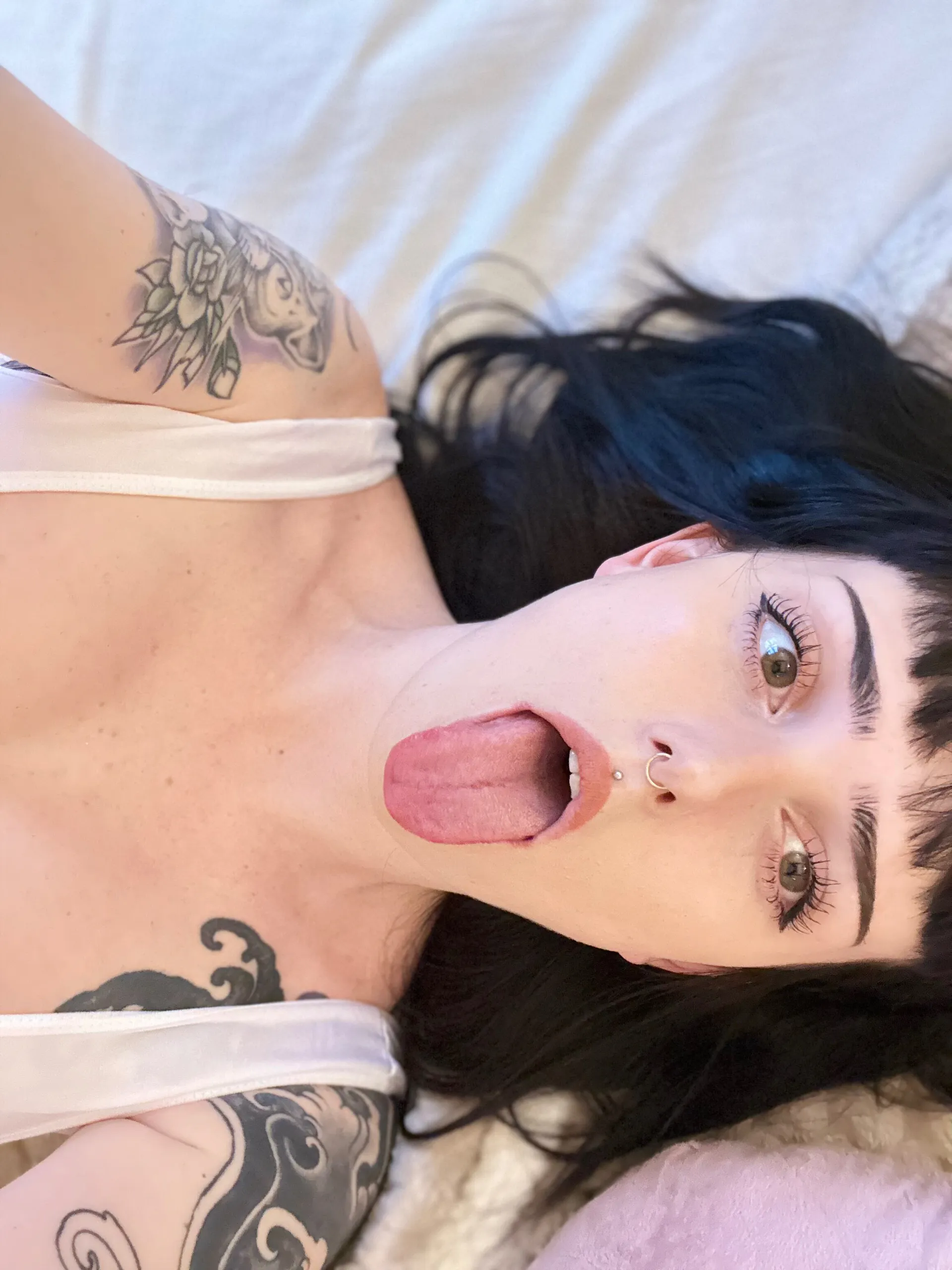Della OnlyFans header