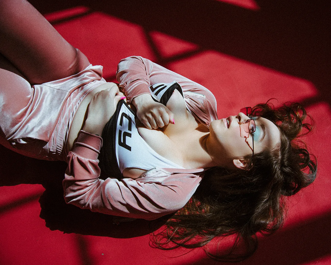 Delphine 💕 Hairy, Curvy, Busty, Nerdy 😈 OnlyFans header