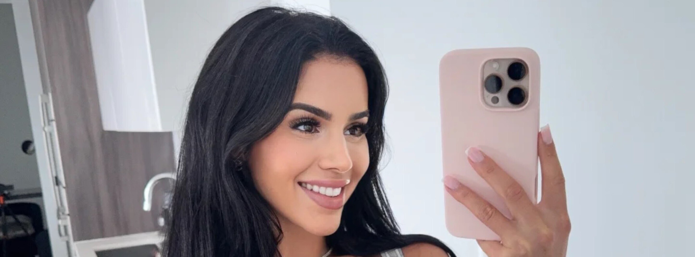 Desiree Desire OnlyFans header