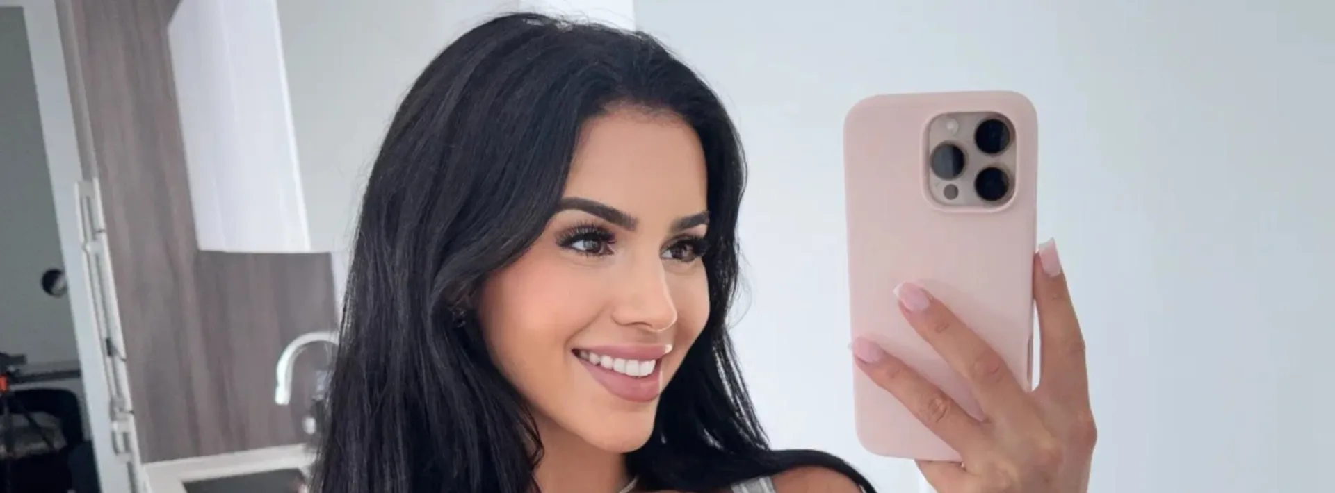 Desiree Desire OnlyFans header