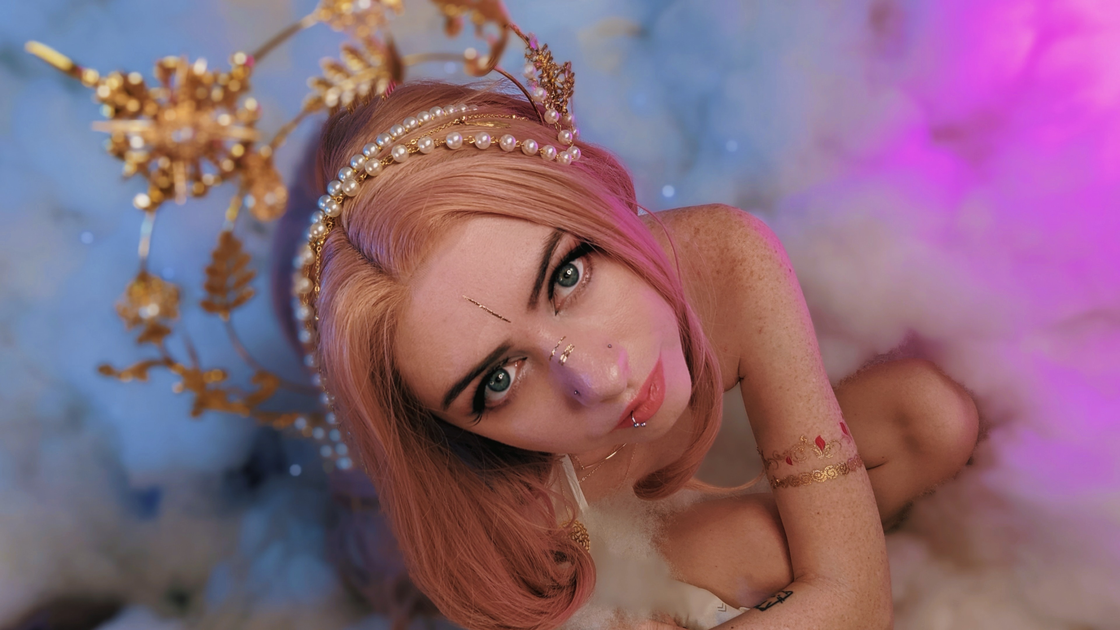 elunaxc OnlyFans header