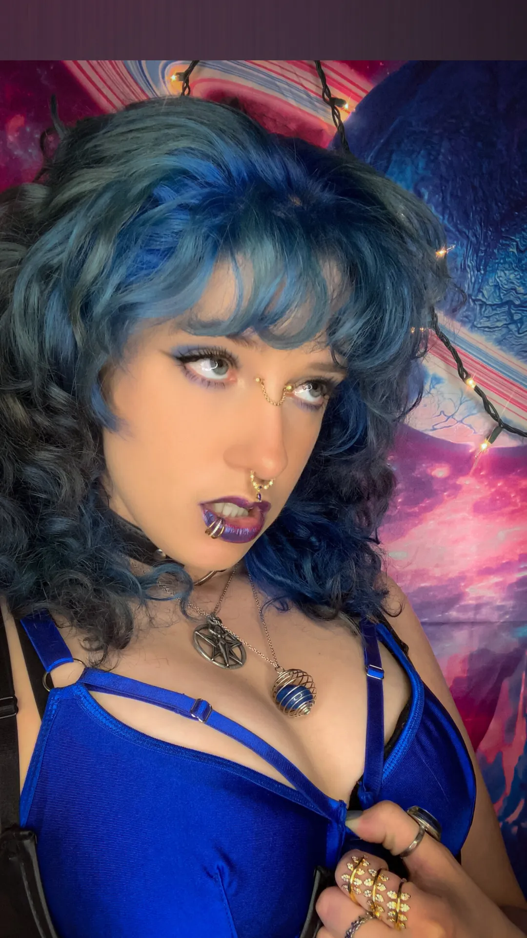 𝐸𝑚𝑏𝑒𝑟 𝐴𝑛𝑛 FREE