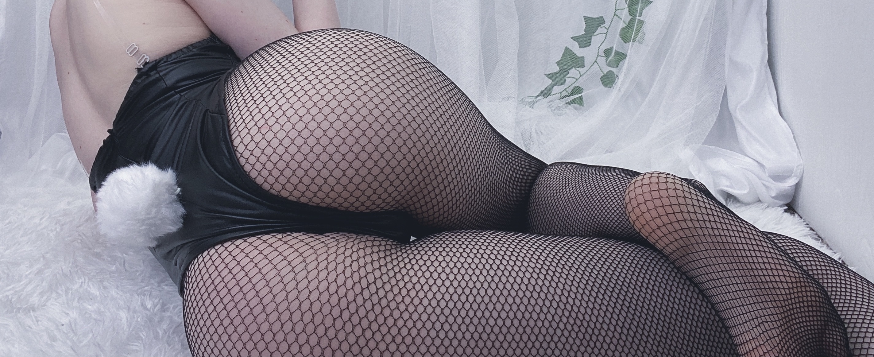 Emi OnlyFans header