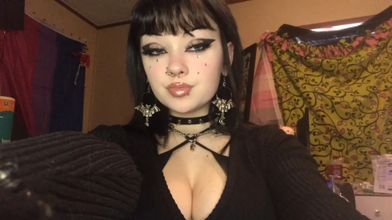 Desi 🕷️ OnlyFans header