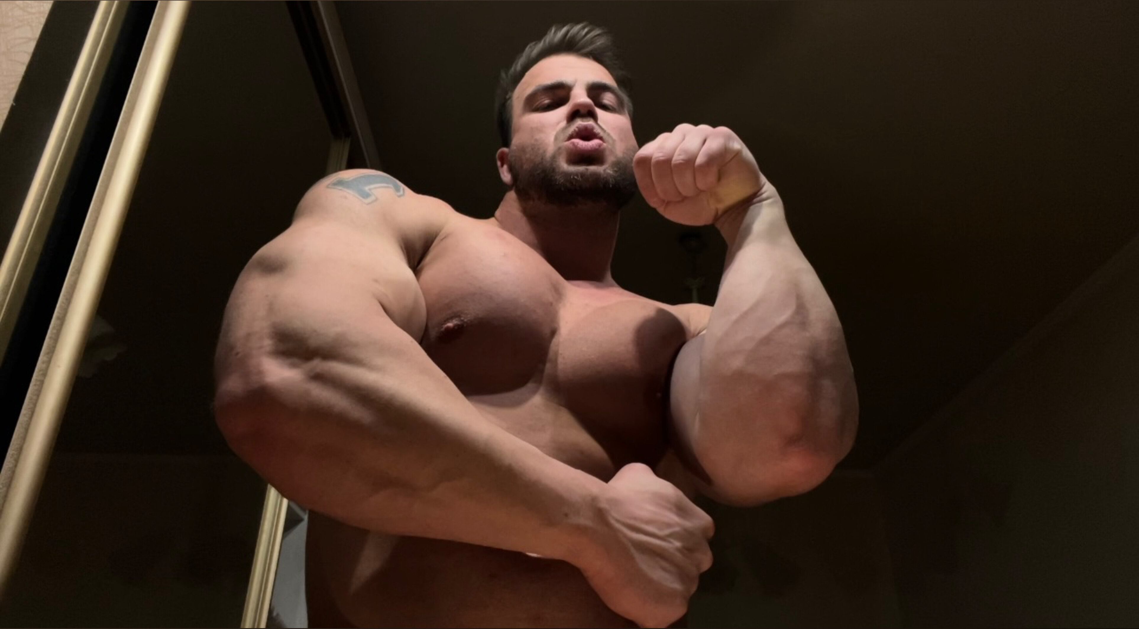 Muscular OnlyFans header