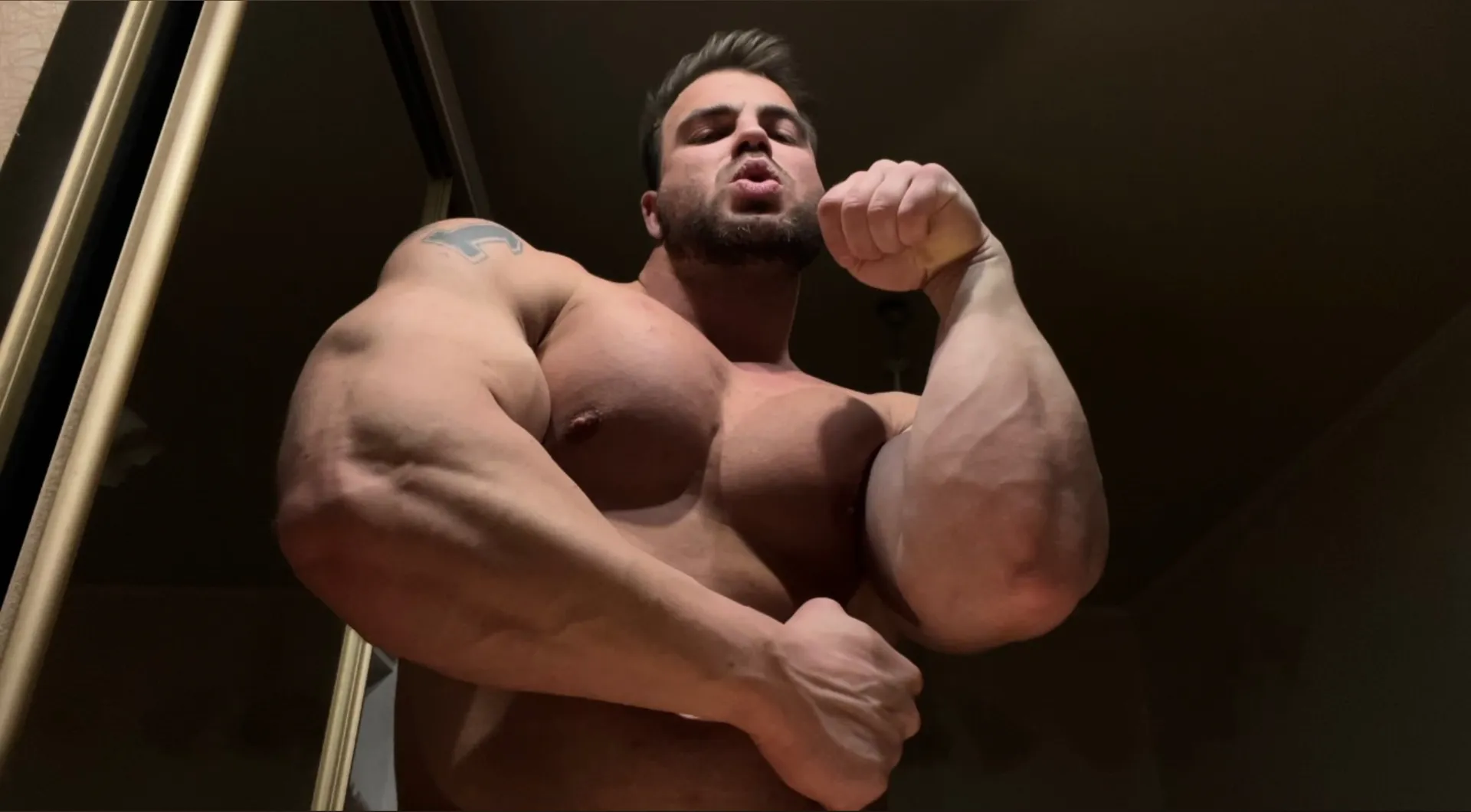 Muscular OnlyFans header
