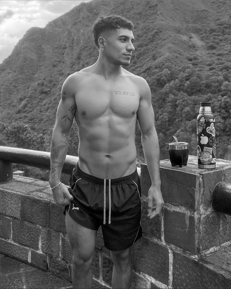Facundo Farias FREE cover