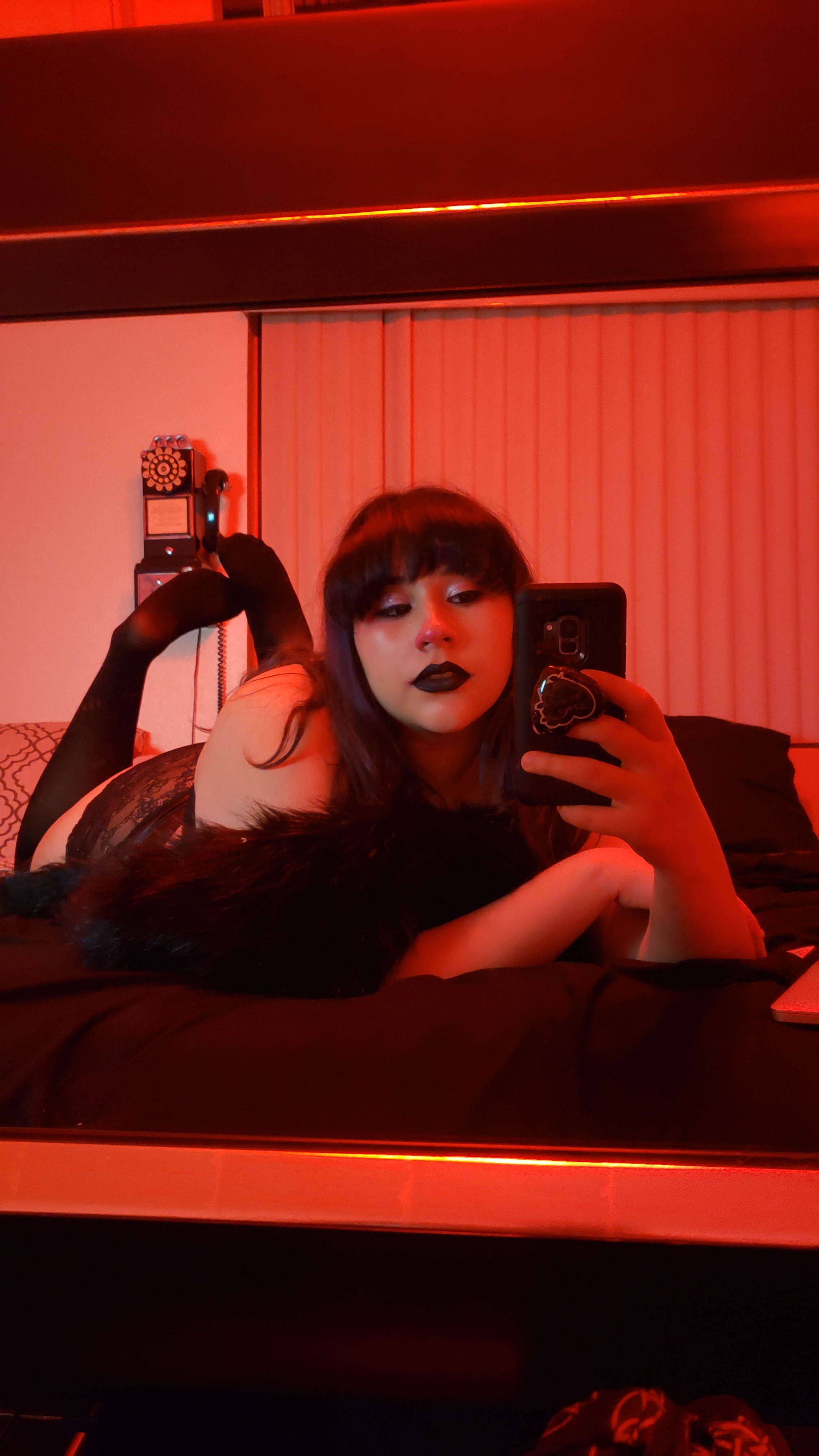 Fae Hellborne OnlyFans