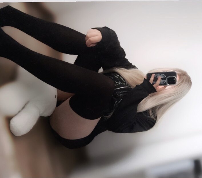 Silv 🖤 OnlyFans header