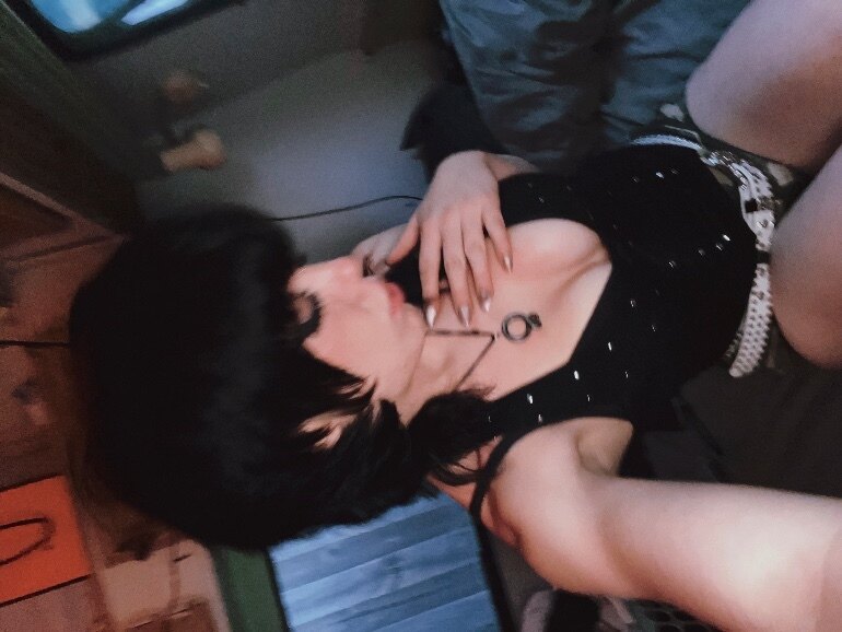 alice OnlyFans header