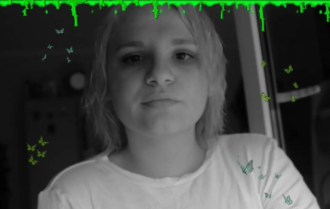 ella OnlyFans header