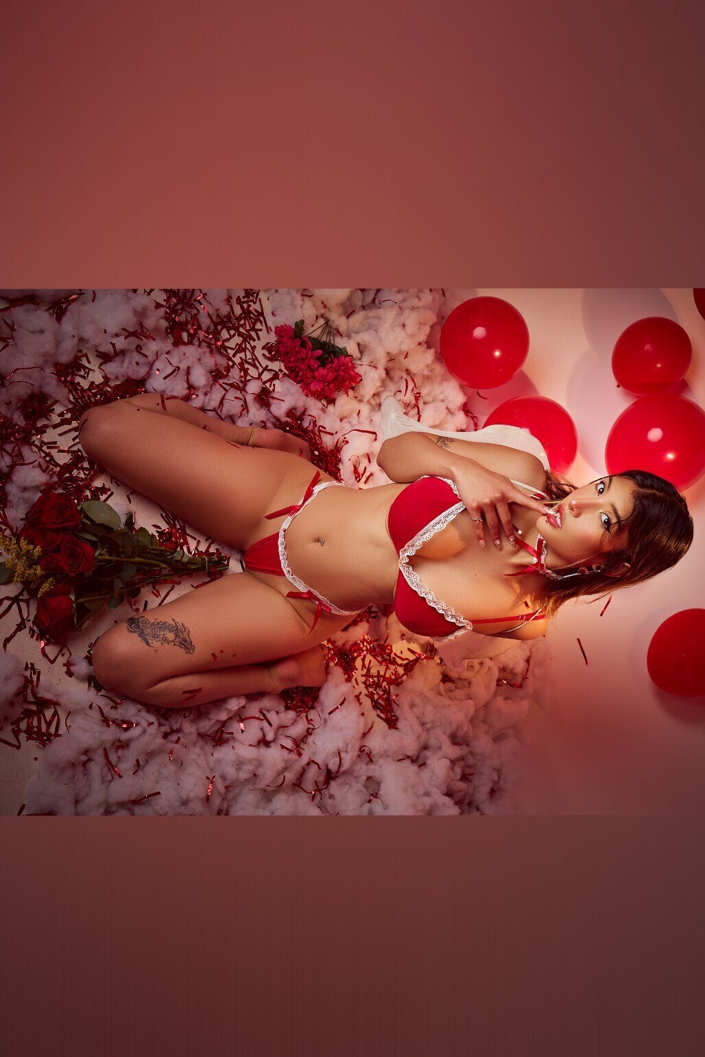 𝑽𝒊𝒐𝒍𝒆𝒕 🌷 | 𝑪𝒐𝒔𝒎𝒊𝒄 𝑭𝒂𝒊𝒓𝒚 OnlyFans header