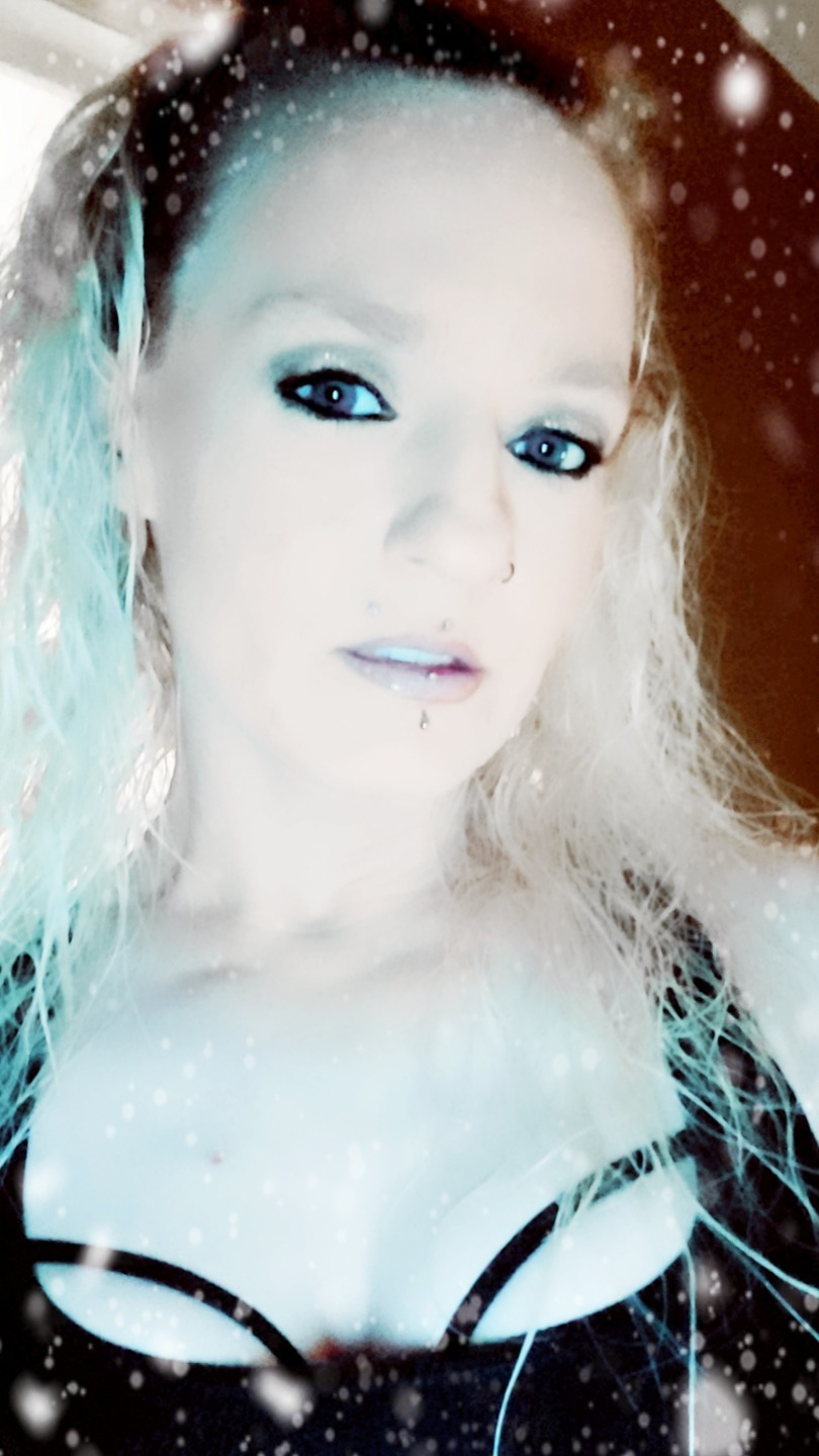 FallenAngel4207 OnlyFans