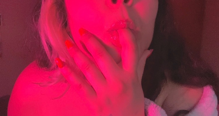 F A M A OnlyFans header