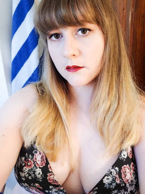 FamishedFae OnlyFans