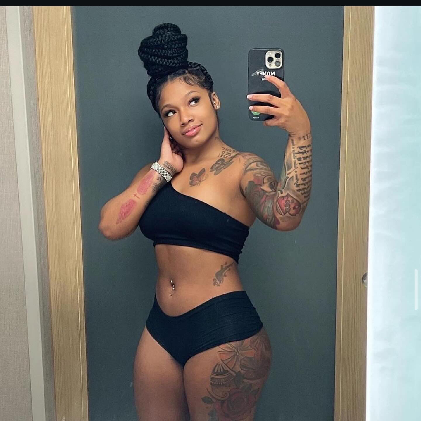 Famousocean OnlyFans