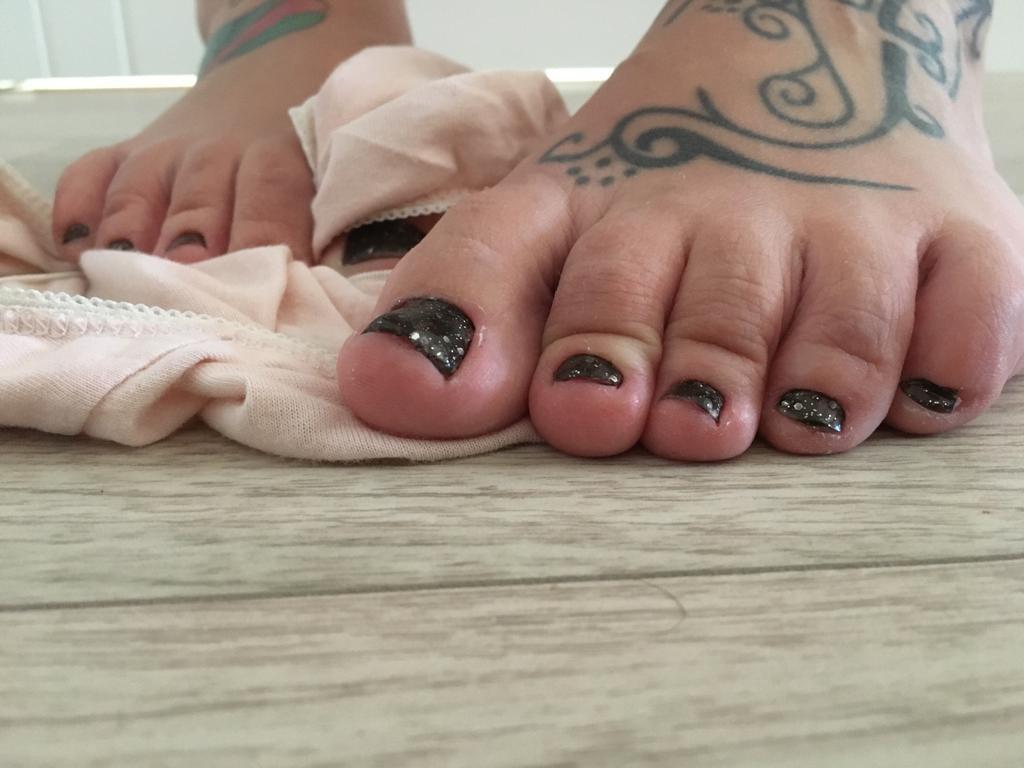 fanfeet OnlyFans header