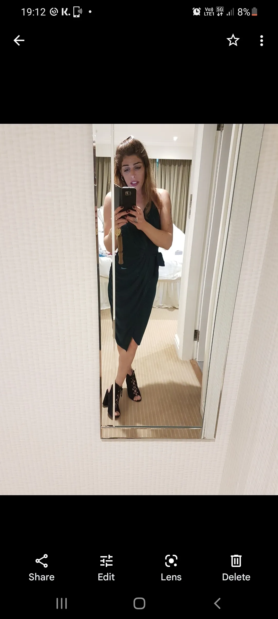 Farah OnlyFans header