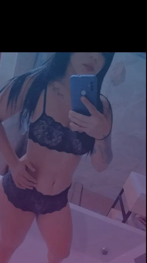 Farina hot OnlyFans header
