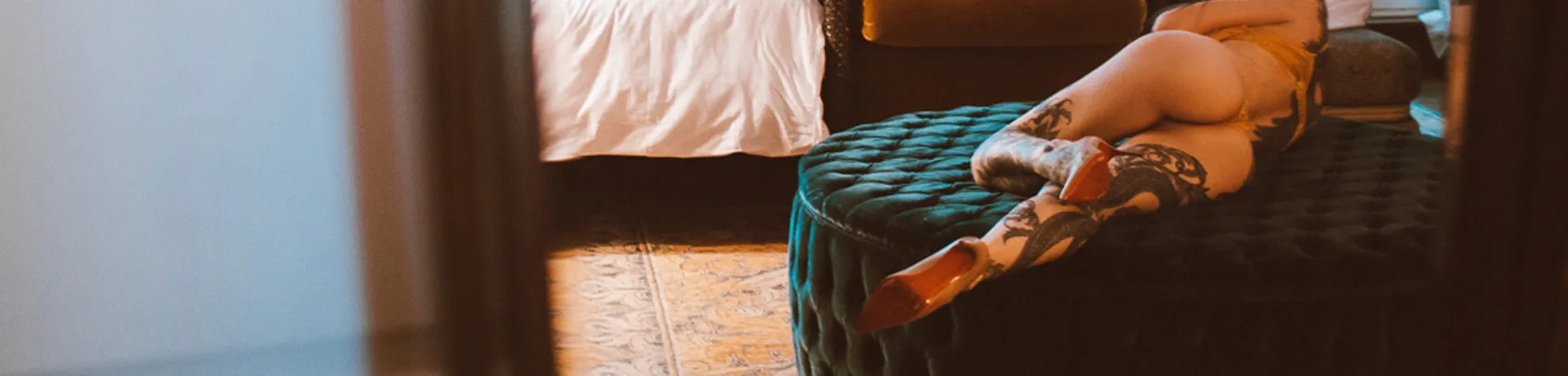 Valerie OnlyFans header