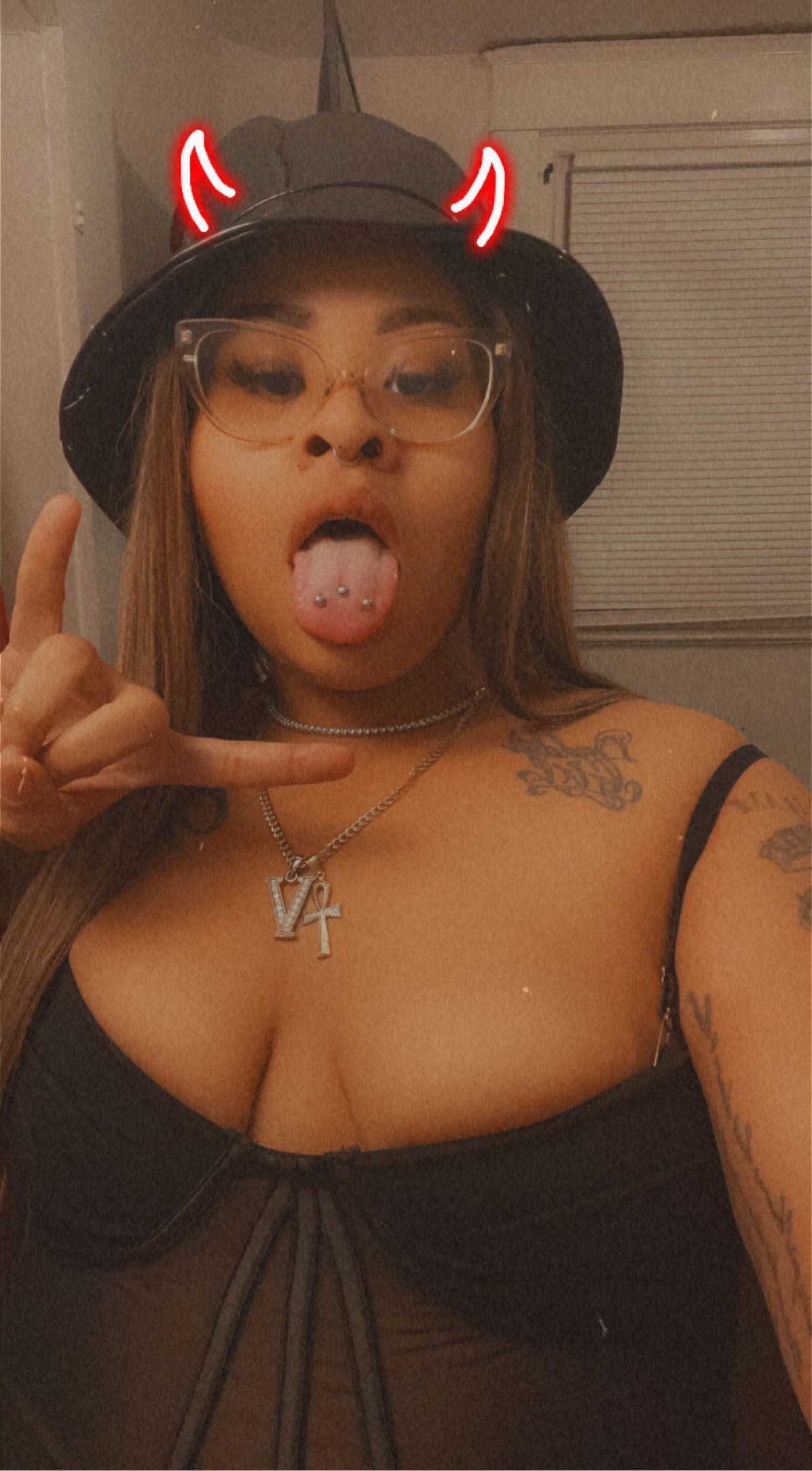 Poison Ivee OnlyFans