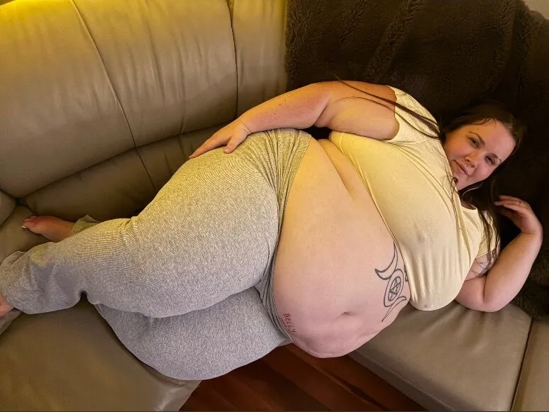 lill_peggy OnlyFans header