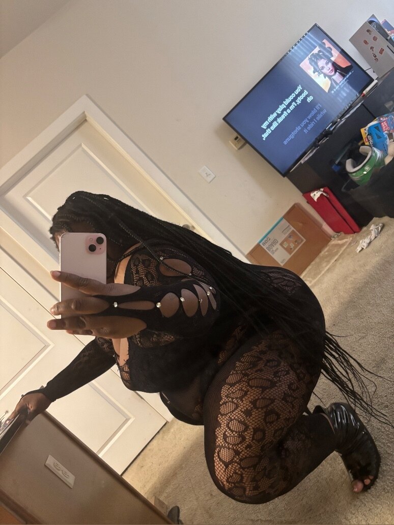 Rayvn Titania OnlyFans