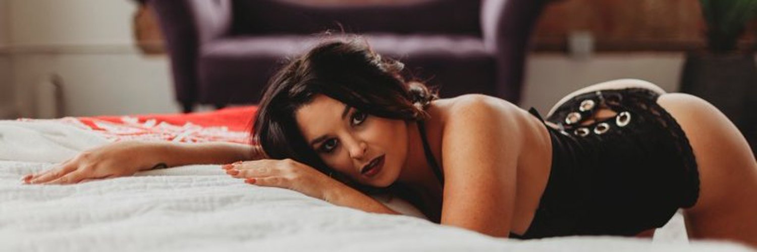 FauxReal Wife OnlyFans header