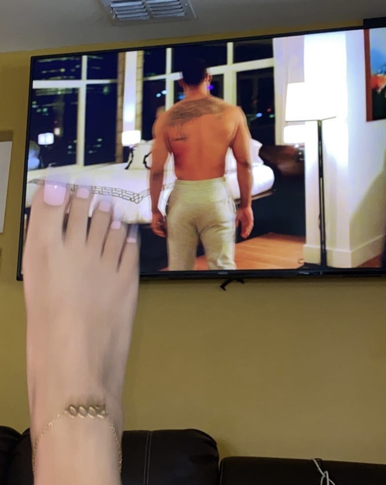 cute toes OnlyFans header