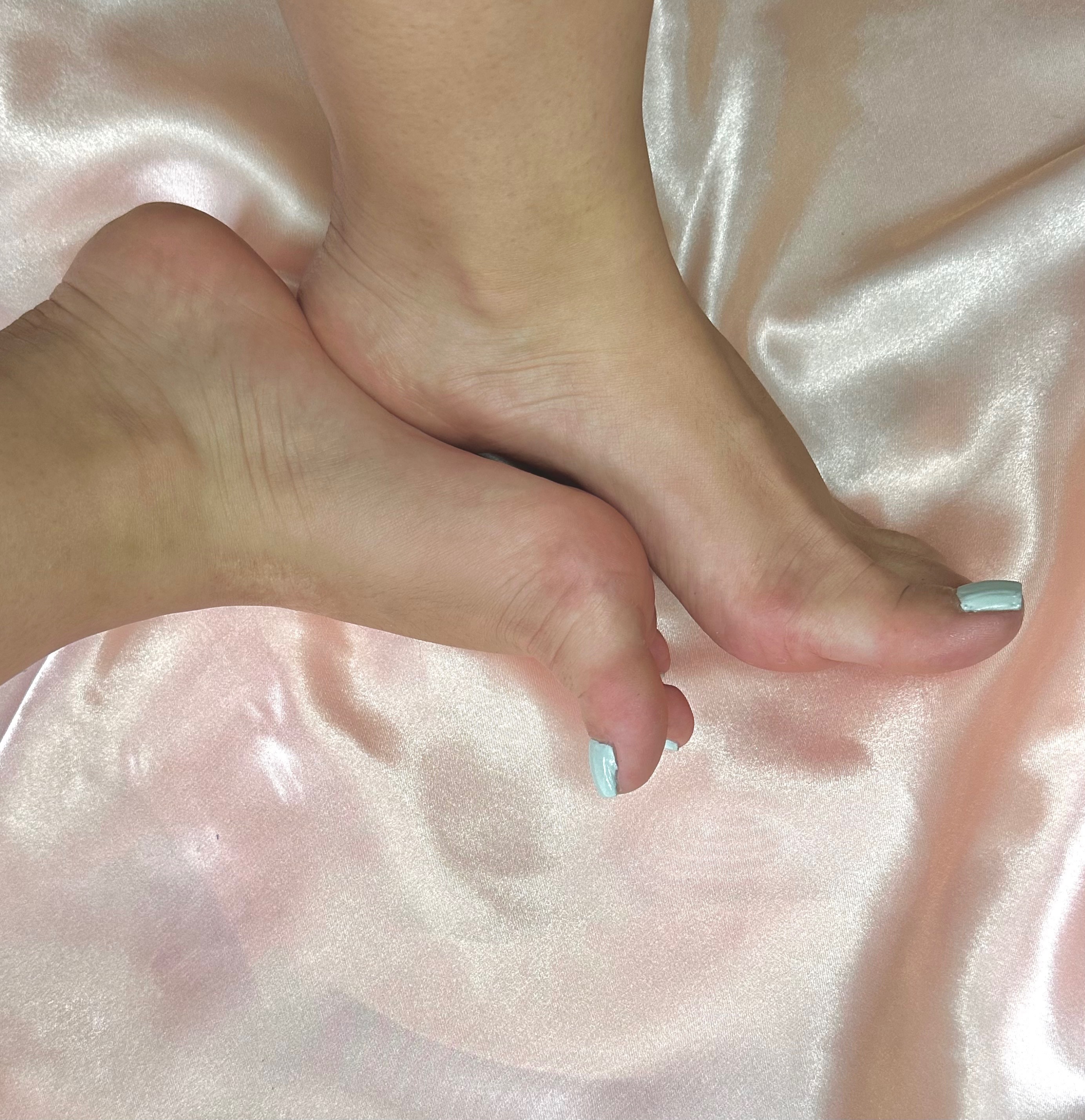 Valeria 🇬🇷🇨🇴 OnlyFans