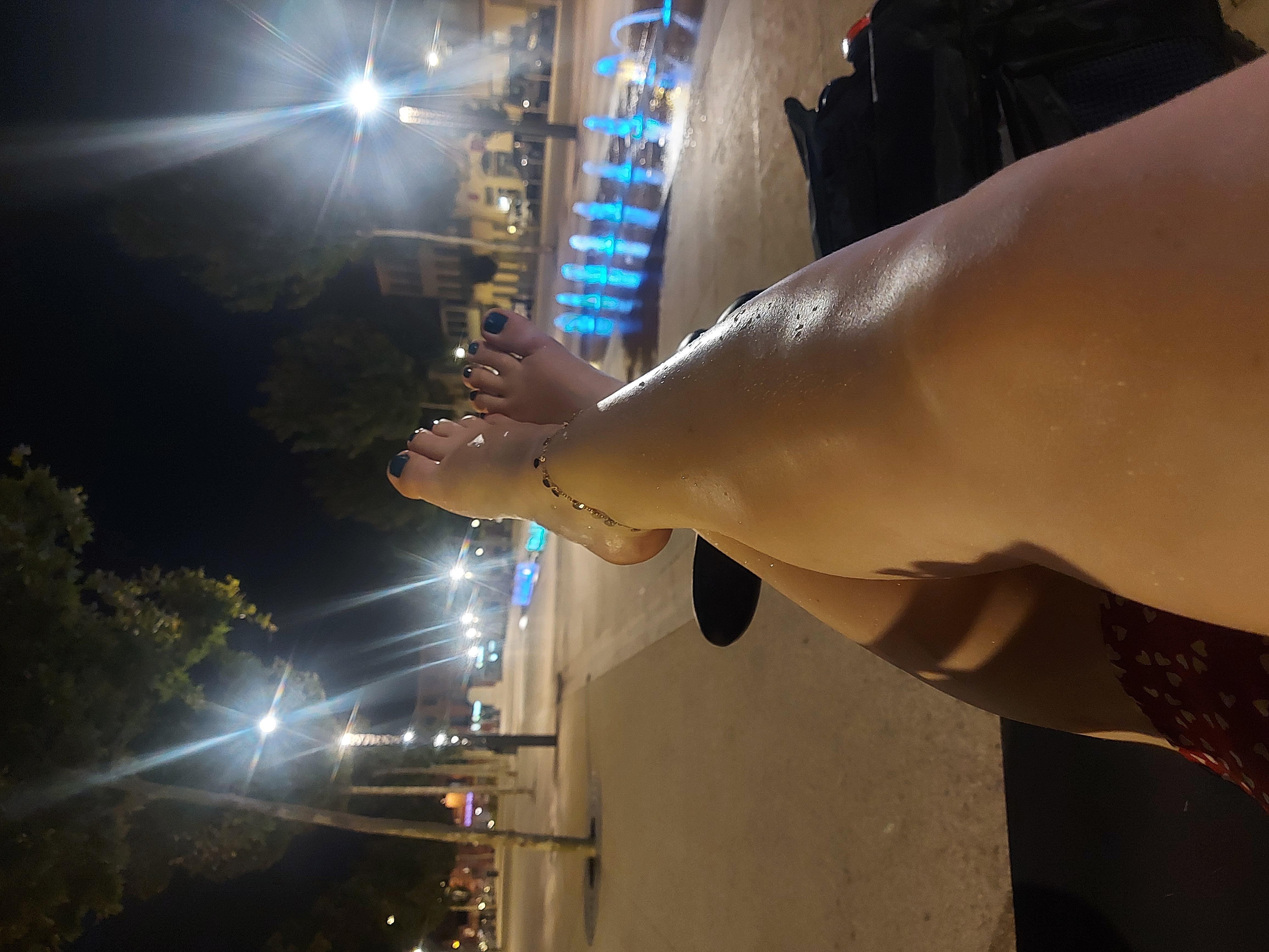 Feet.SoWhiteNaNa😋 OnlyFans header
