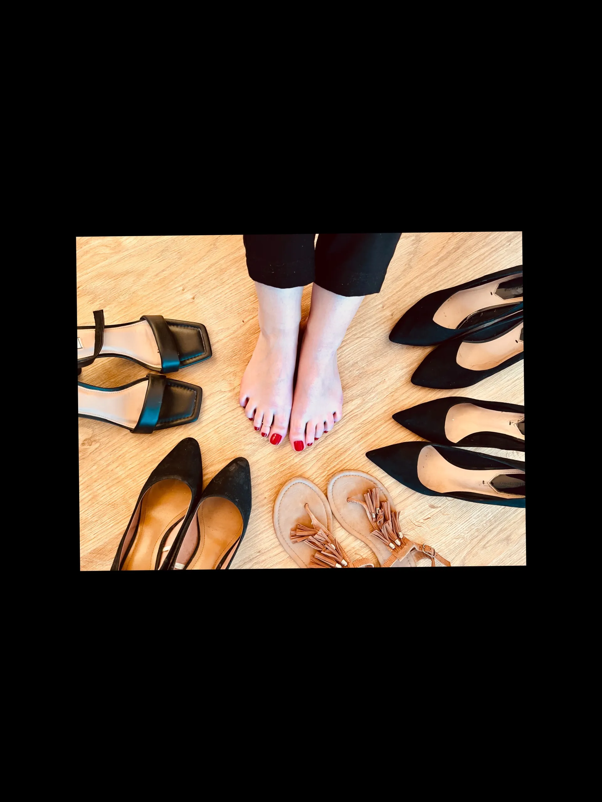 feet_from_paris OnlyFans header