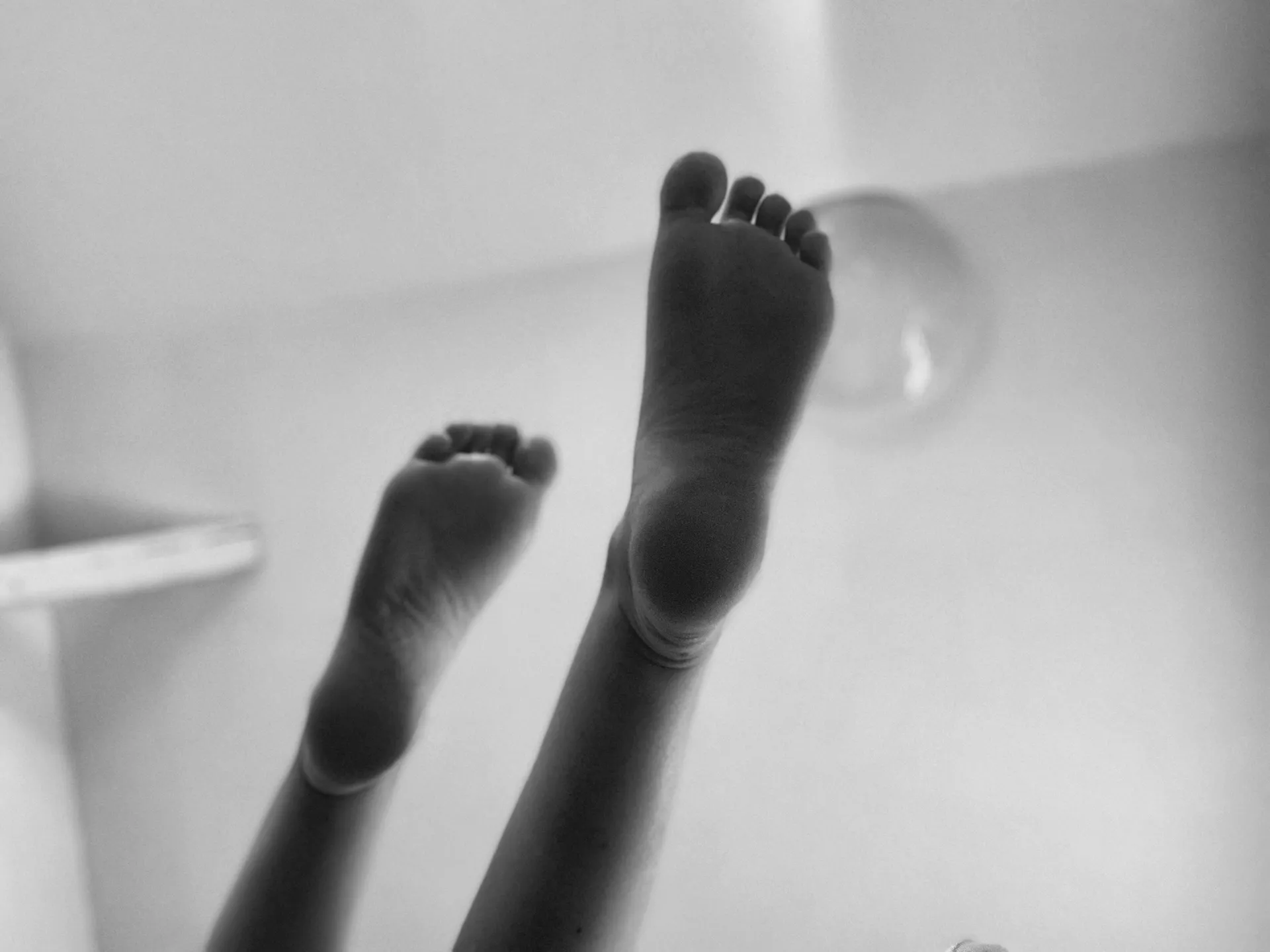 Luna’s foot OnlyFans header