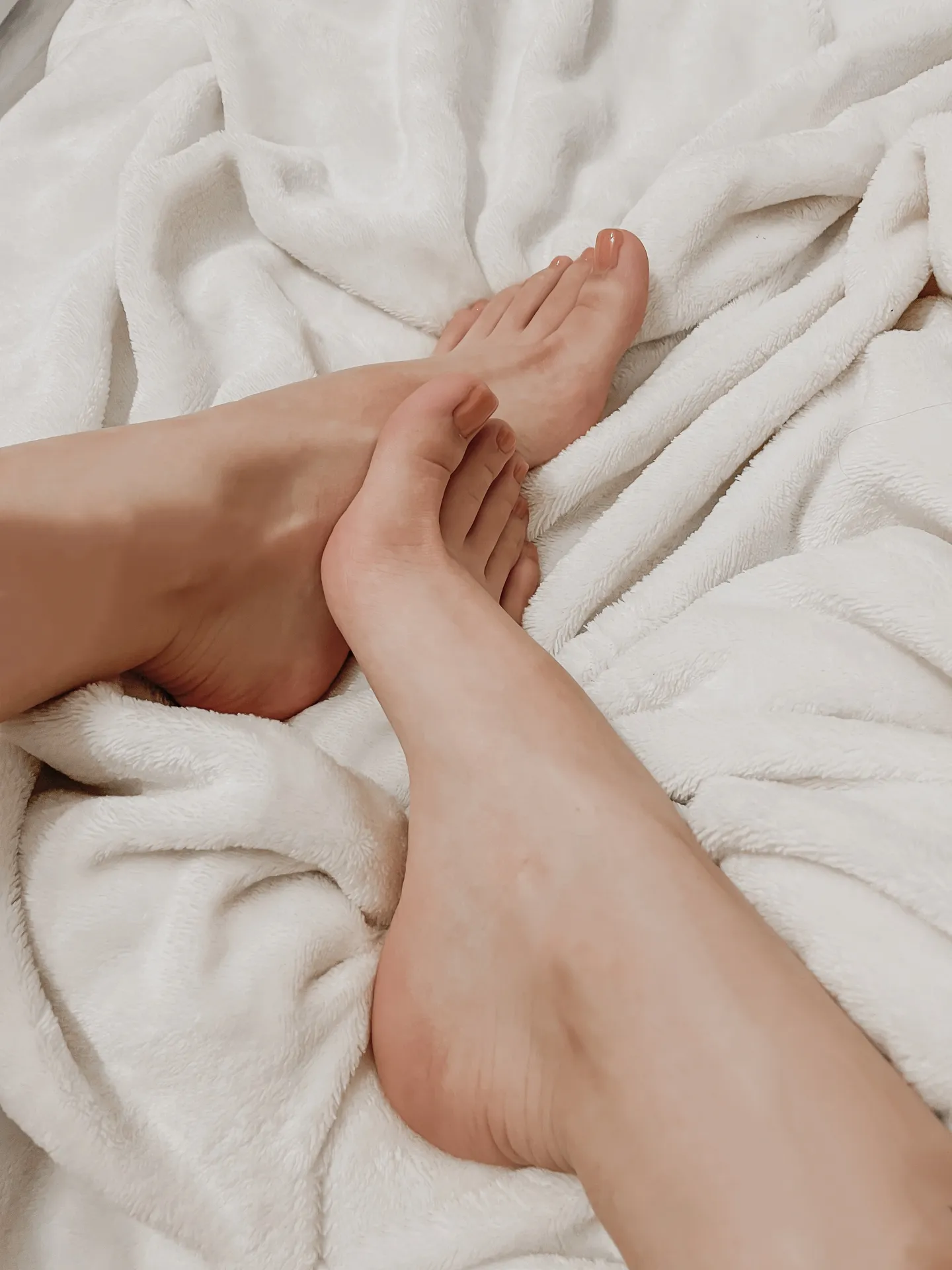 Pretty feet