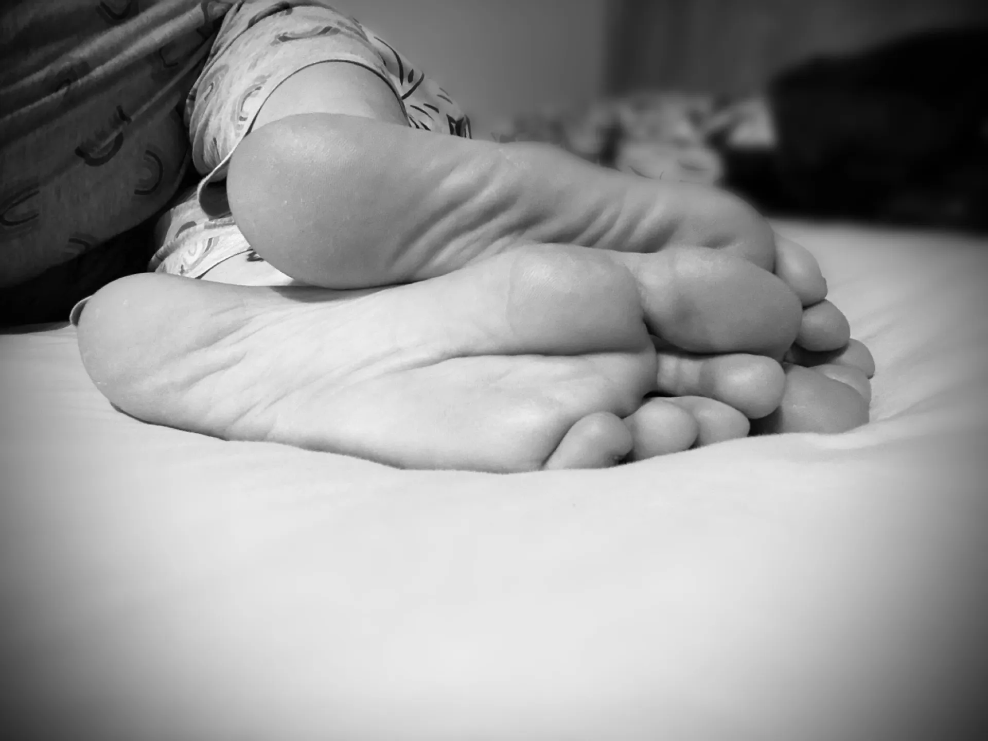 Feetontheroad OnlyFans header