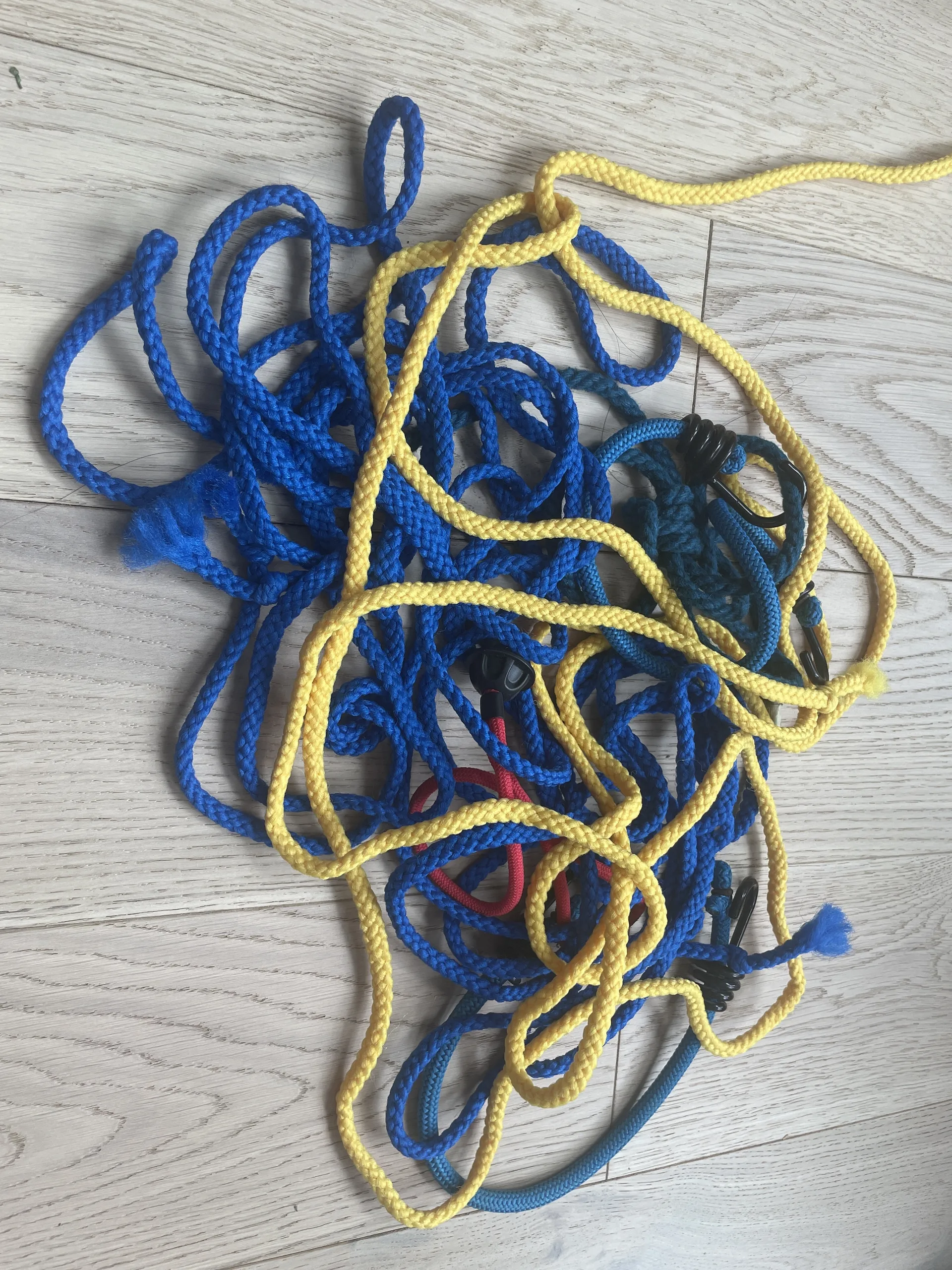 Sakura’s Asian shibaru feet OnlyFans header