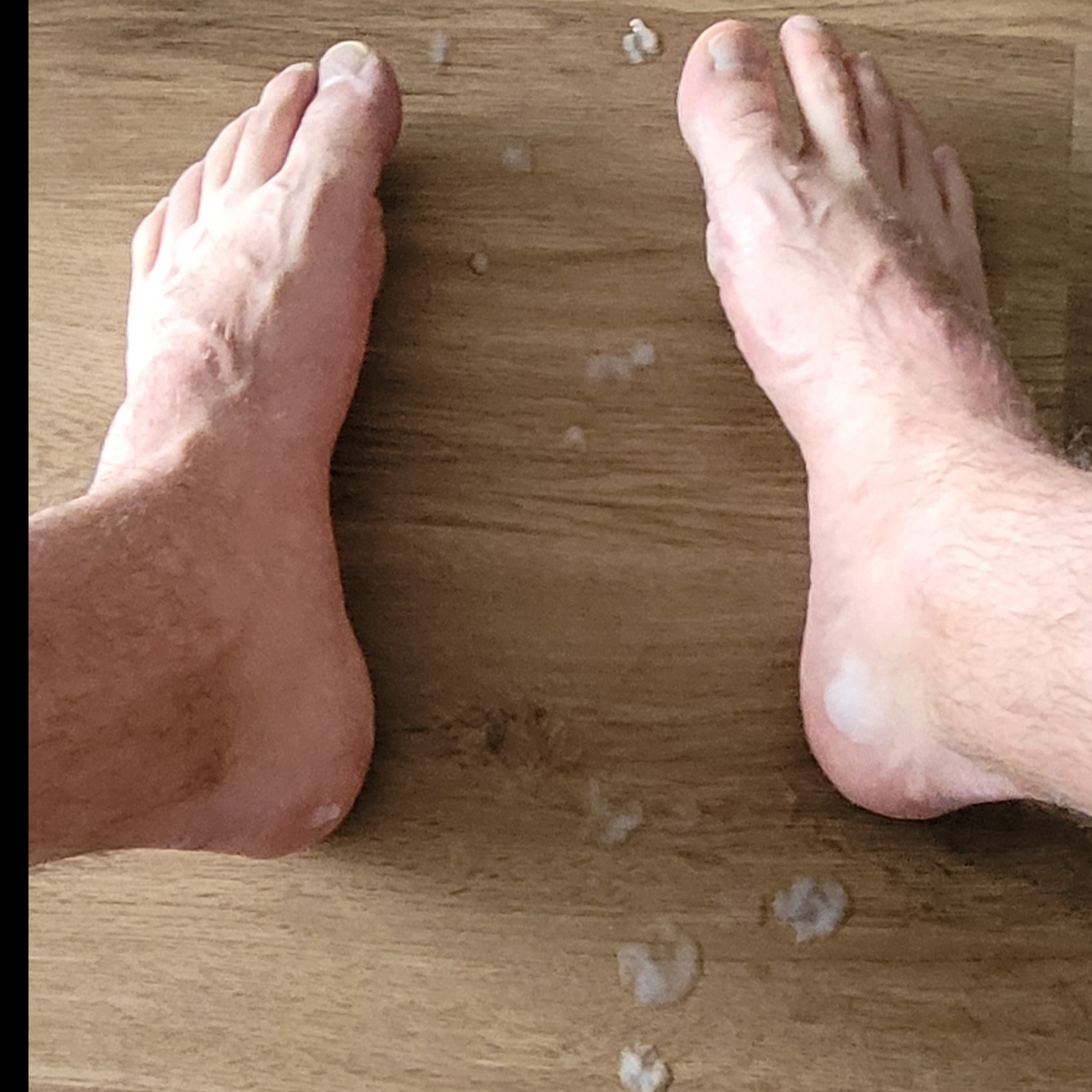 Feet &amp; bananas OnlyFans