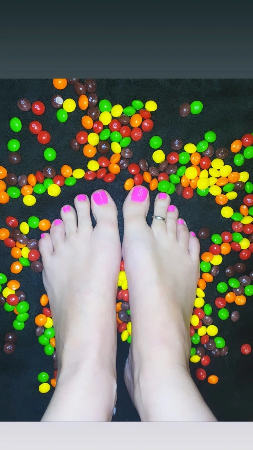 feetbabe.xo cover