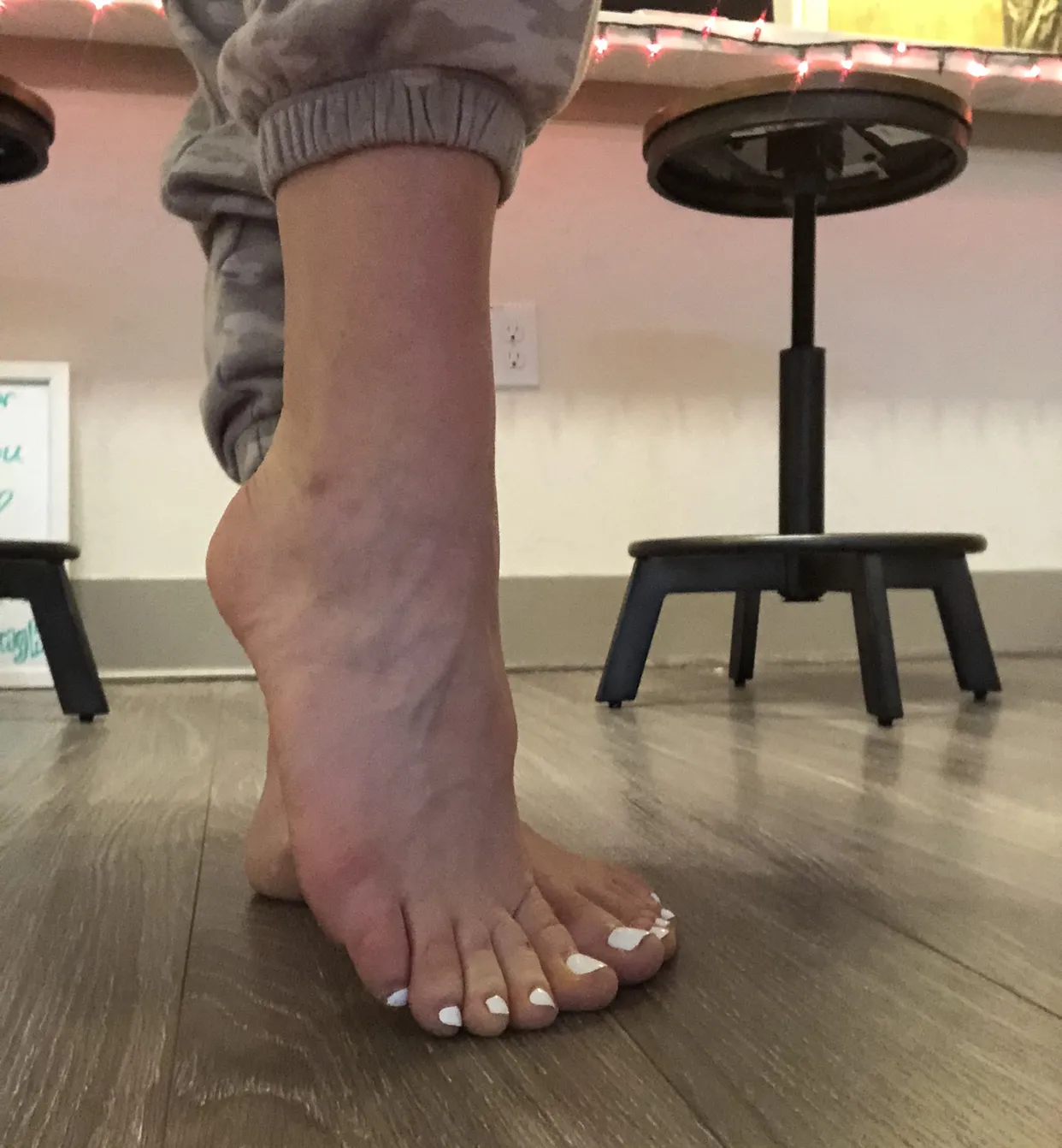 Pinktoes1