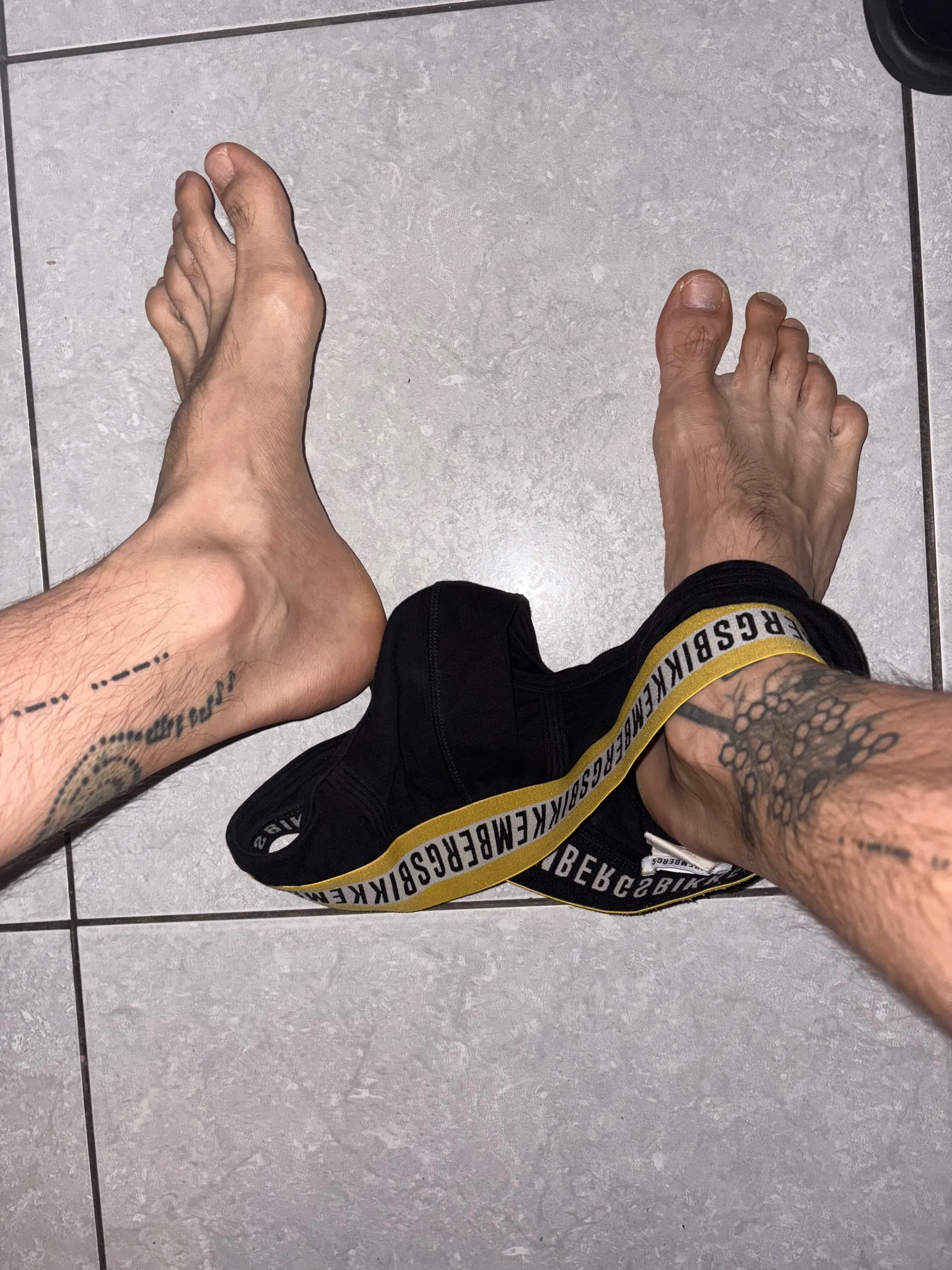 xxFEETxx OnlyFans header