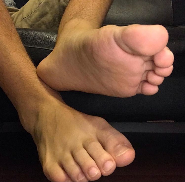 Feet batman OnlyFans